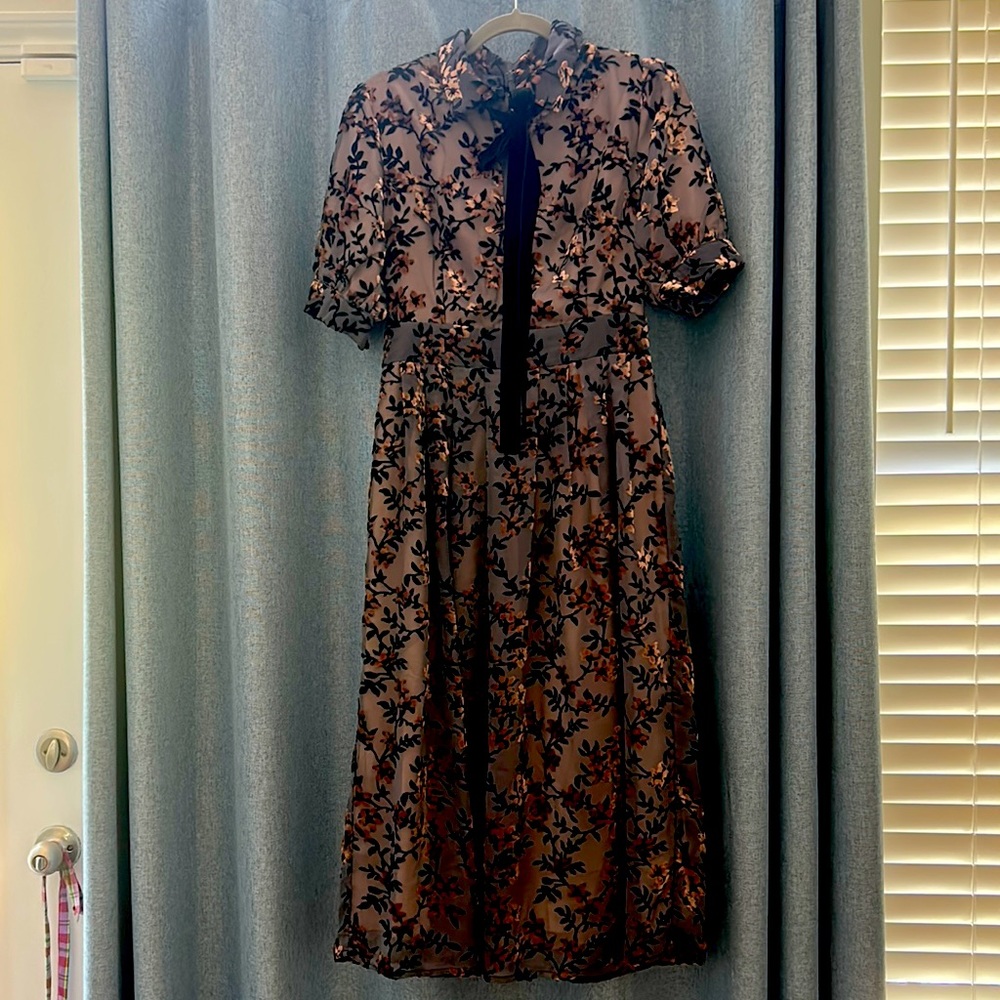 Medium, Ivy City Co. semi formal dress, worn once
